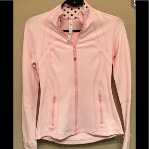 Lululemon light pink Define Jacket, size 8, fits small like a size 6